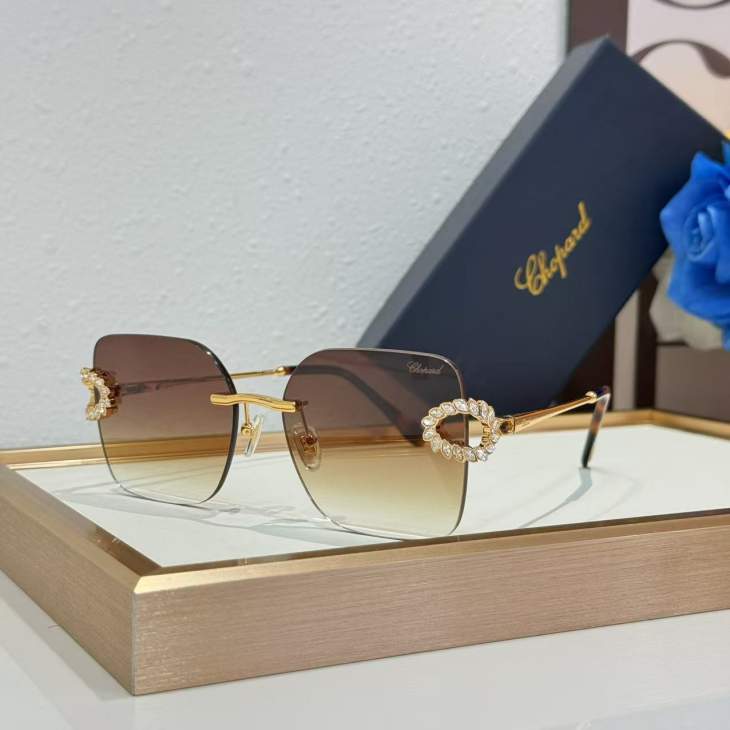 Picture of Chopard Sunglasses _SKUfw79279368fw